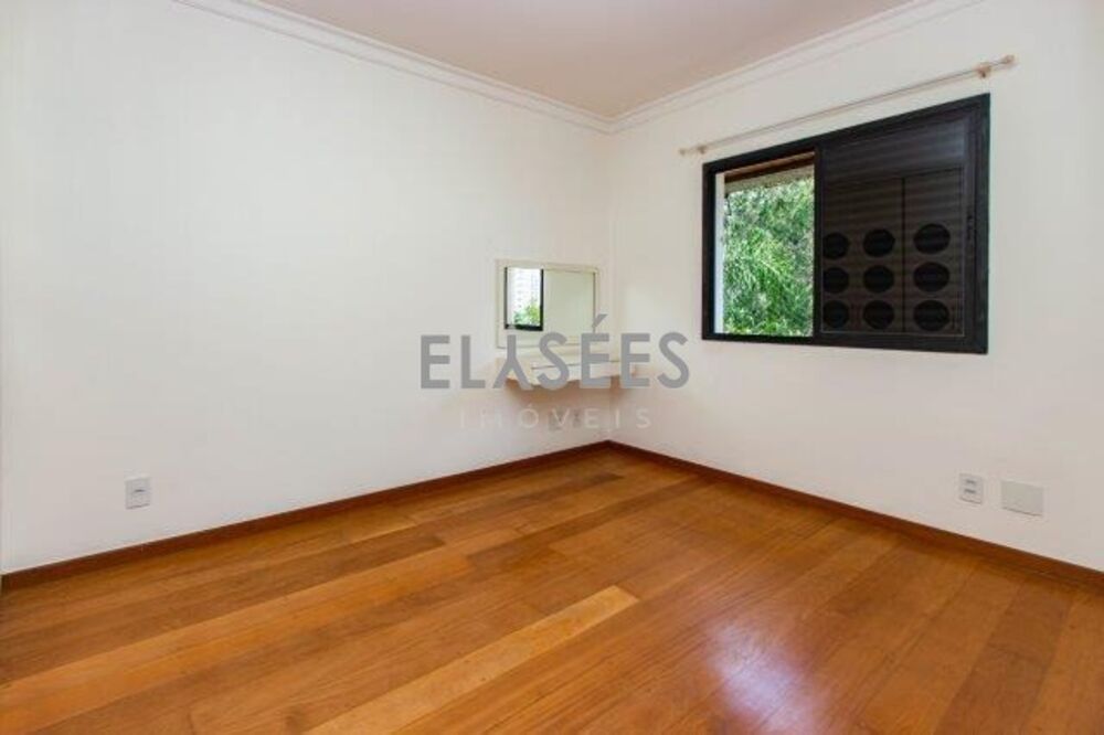 Apartamento à venda com 4 quartos, 220m² - Foto 41