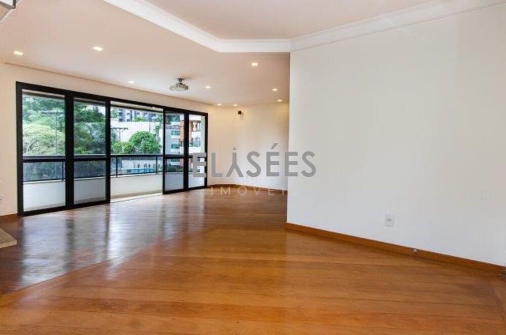 Apartamento à venda com 4 quartos, 220m² - Foto 6