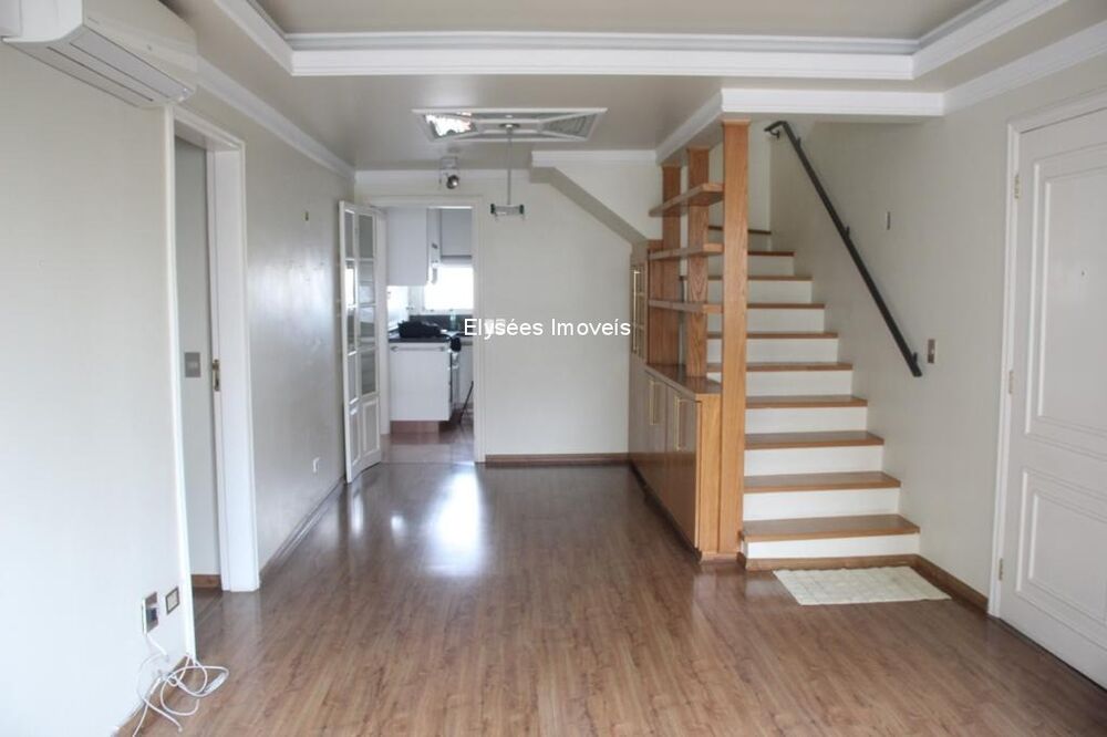 Cobertura à venda com 3 quartos, 230m² - Foto 1