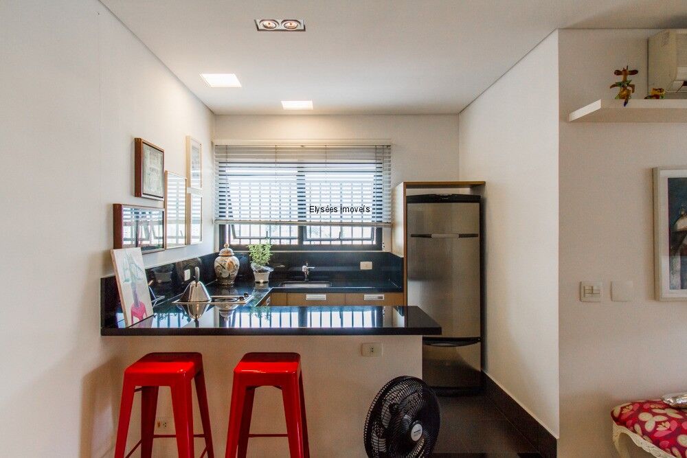Cobertura à venda com 3 quartos, 270m² - Foto 1