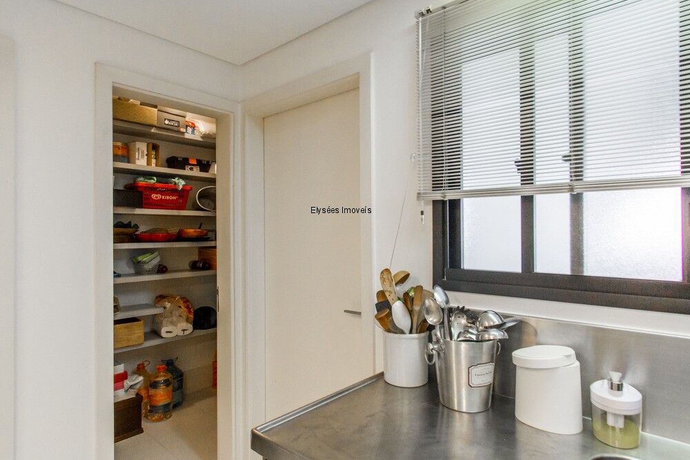 Cobertura à venda com 3 quartos, 270m² - Foto 2