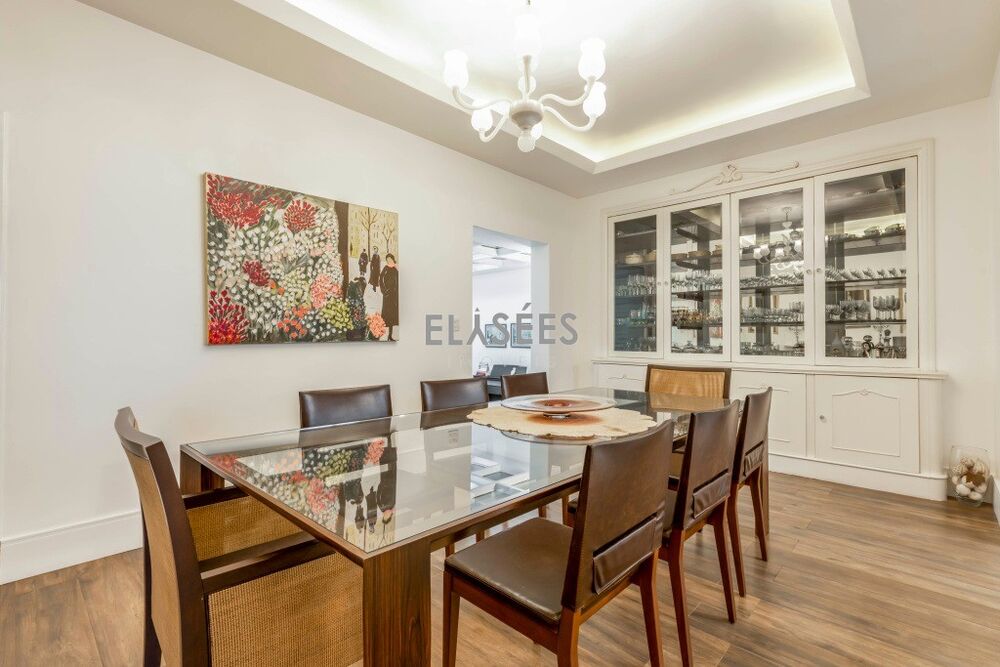 Casa à venda com 3 quartos, 450m² - Foto 2