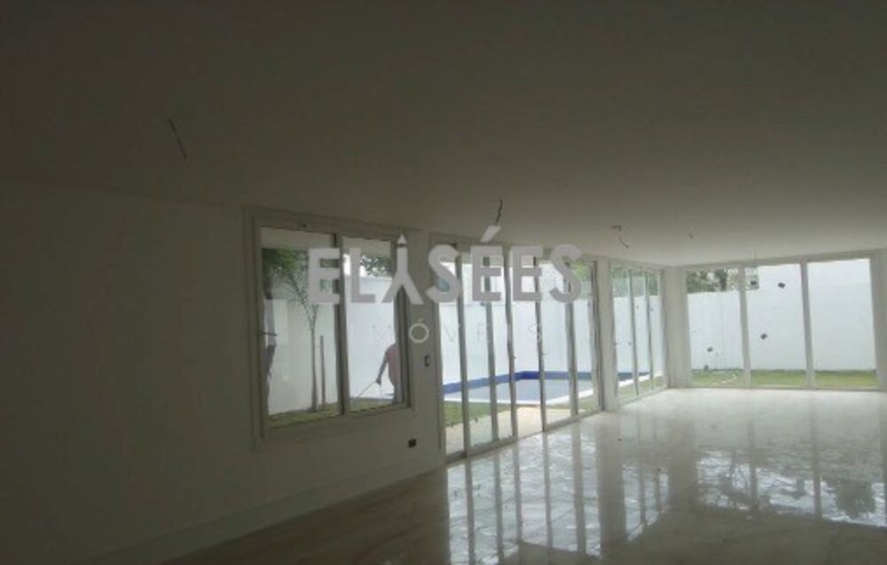 Casa, 4 quartos, 505 m² - Foto 1