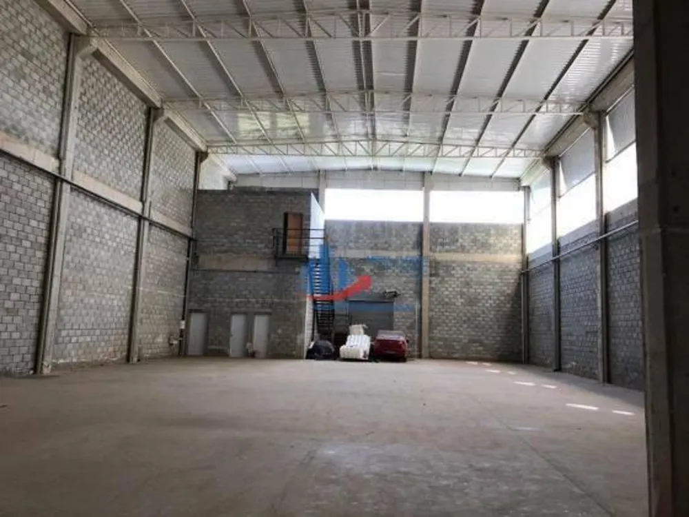 Depósito-Galpão, 744 m² - Foto 1