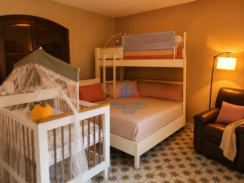 Casa, 3 quartos, 257 m² - Foto 1