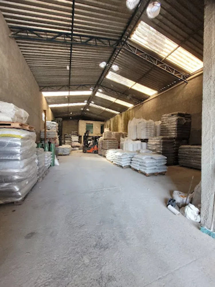 Depósito-Galpão, 700 m² - Foto 2