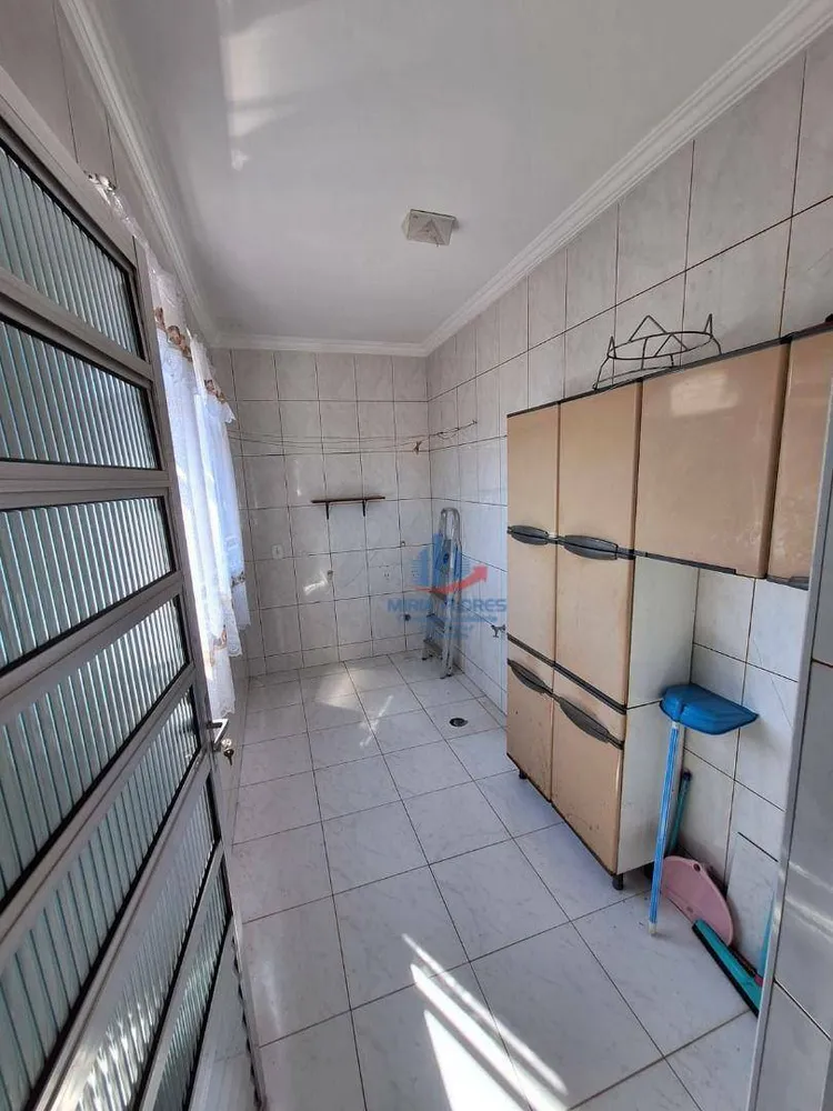 Casa, 6 quartos, 305 m² - Foto 8
