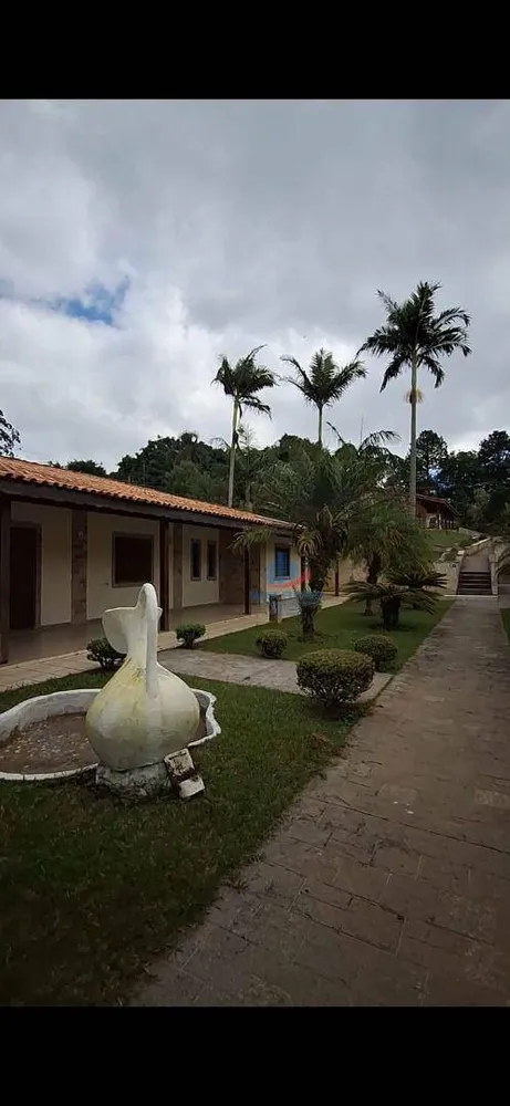 Chácara, 6 quartos, 3500 m² - Foto 1