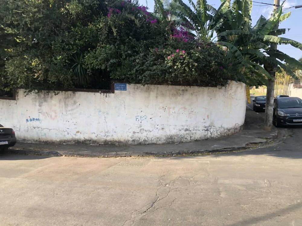 Terreno, 1676 m² - Foto 1