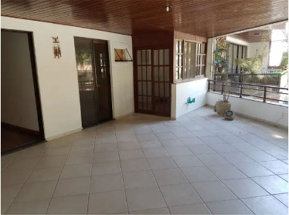 Apartamento para alugar com 3 quartos, 108m² - Foto 1
