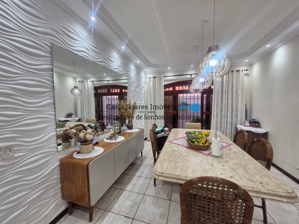 Casa, 4 quartos, 239 m² - Foto 2