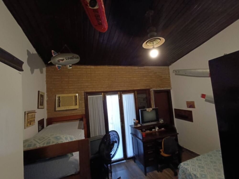 Casa à venda com 6 quartos, 294m² - Foto 12