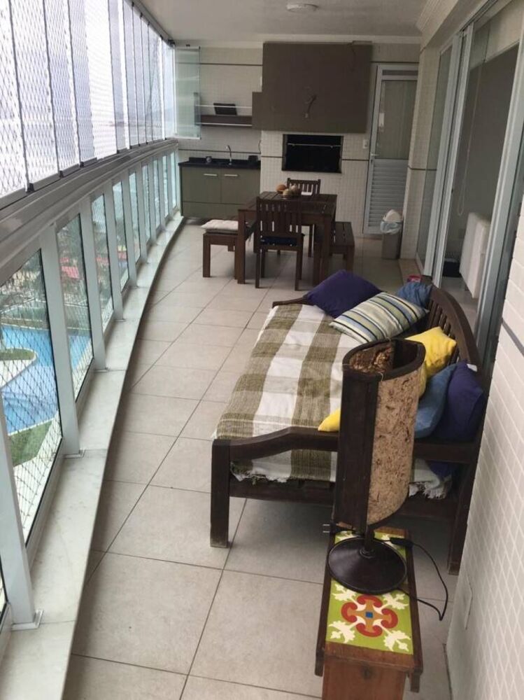 Apartamento à venda com 3 quartos, 156m² - Foto 2