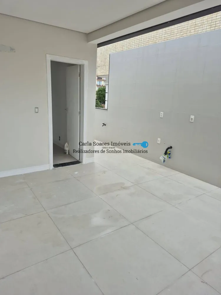 Casa, 3 quartos, 215 m² - Foto 2