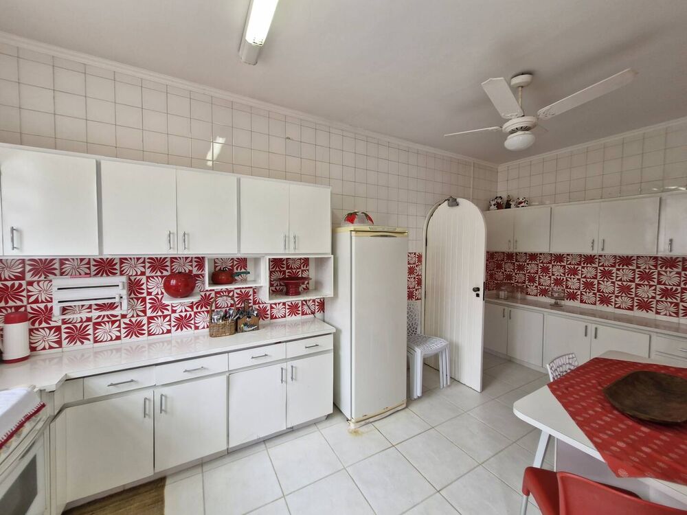 Casa, 4 quartos, 250 m² - Foto 4