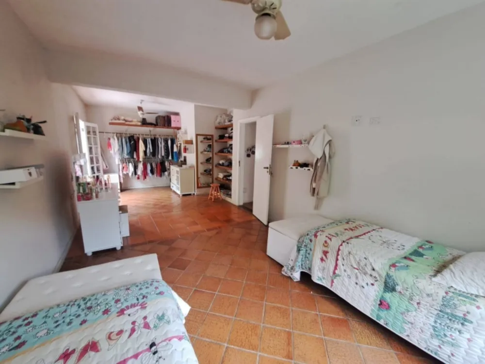 Casa, 3 quartos, 252 m² - Foto 2