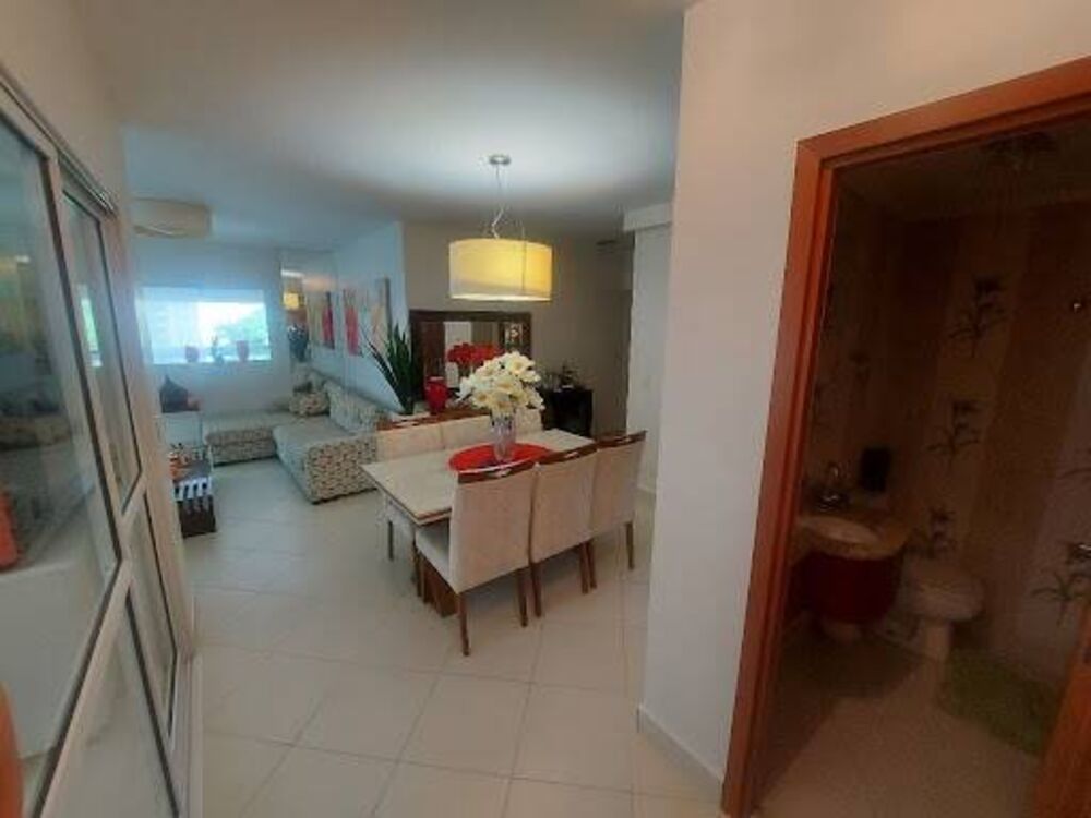 Apartamento para alugar com 4 quartos, 140m² - Foto 1