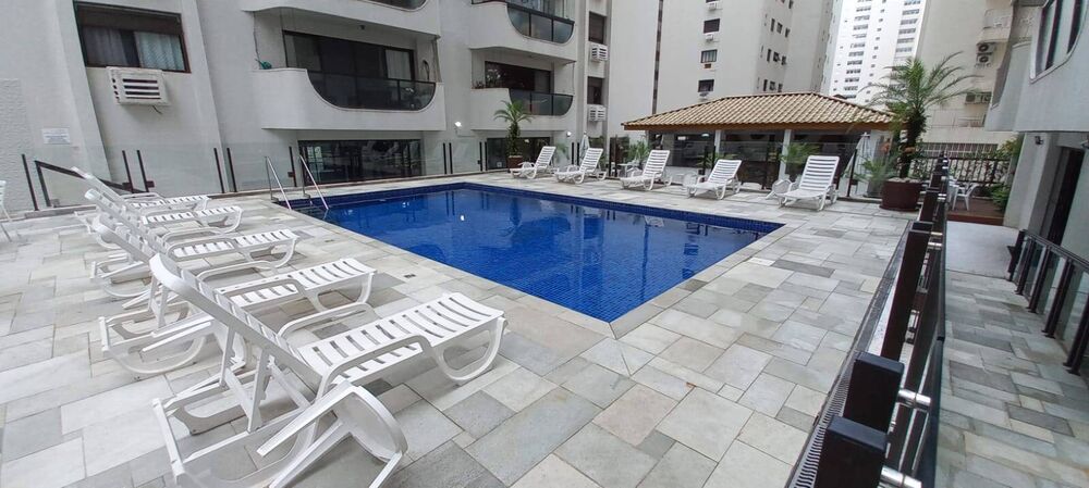 Apartamento para alugar com 3 quartos, 125m² - Foto 3
