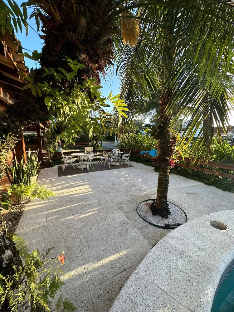 Casa, 7 quartos, 630 m² - Foto 3