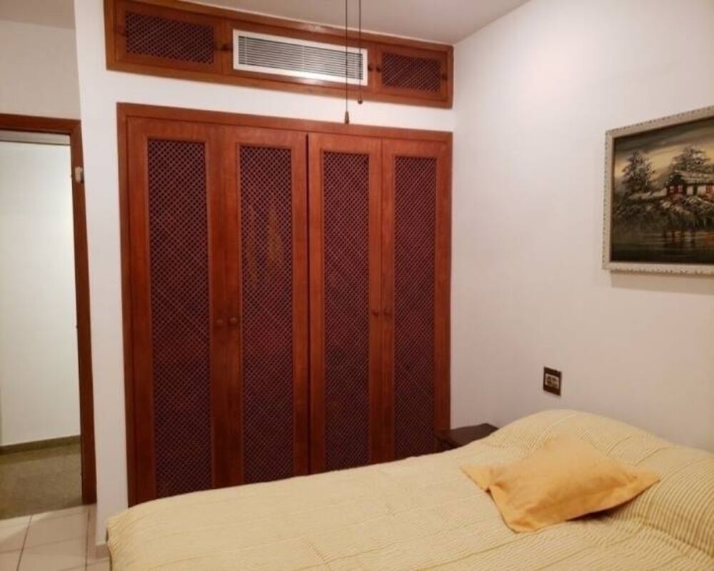 Apartamento à venda com 4 quartos, 260m² - Foto 1