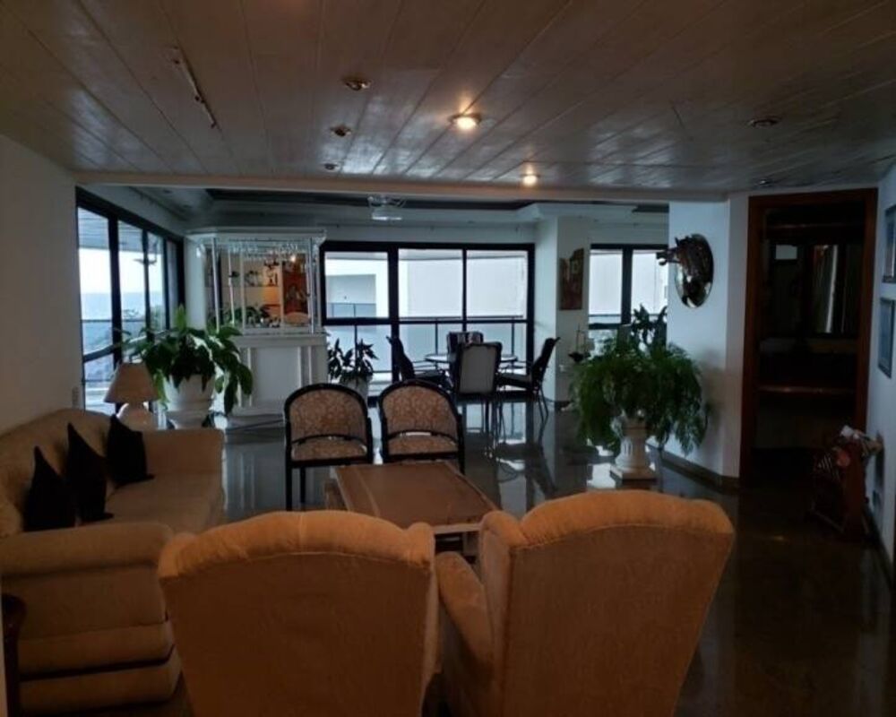 Apartamento à venda com 4 quartos, 260m² - Foto 8