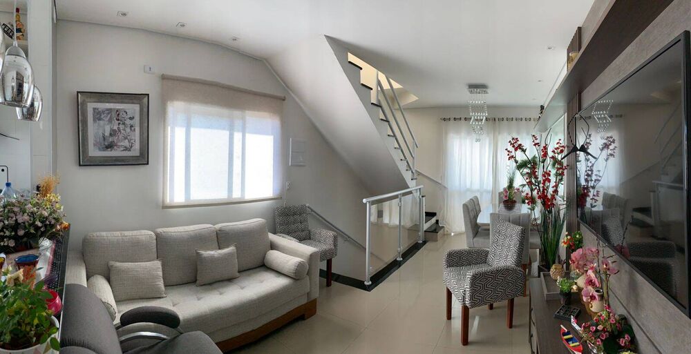 Casa à venda com 2 quartos, 135m² - Foto 1