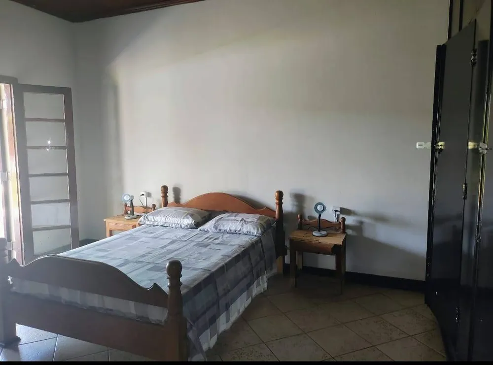 Casa, 6 quartos, 300 m² - Foto 3