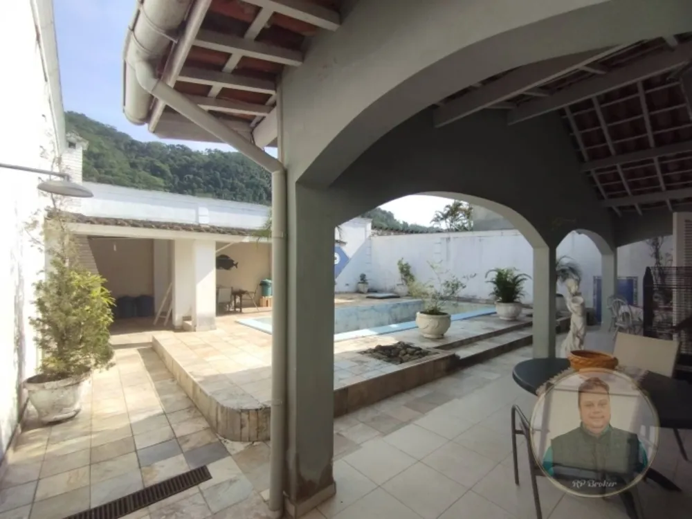 Casa, 3 quartos, 220 m² - Foto 8