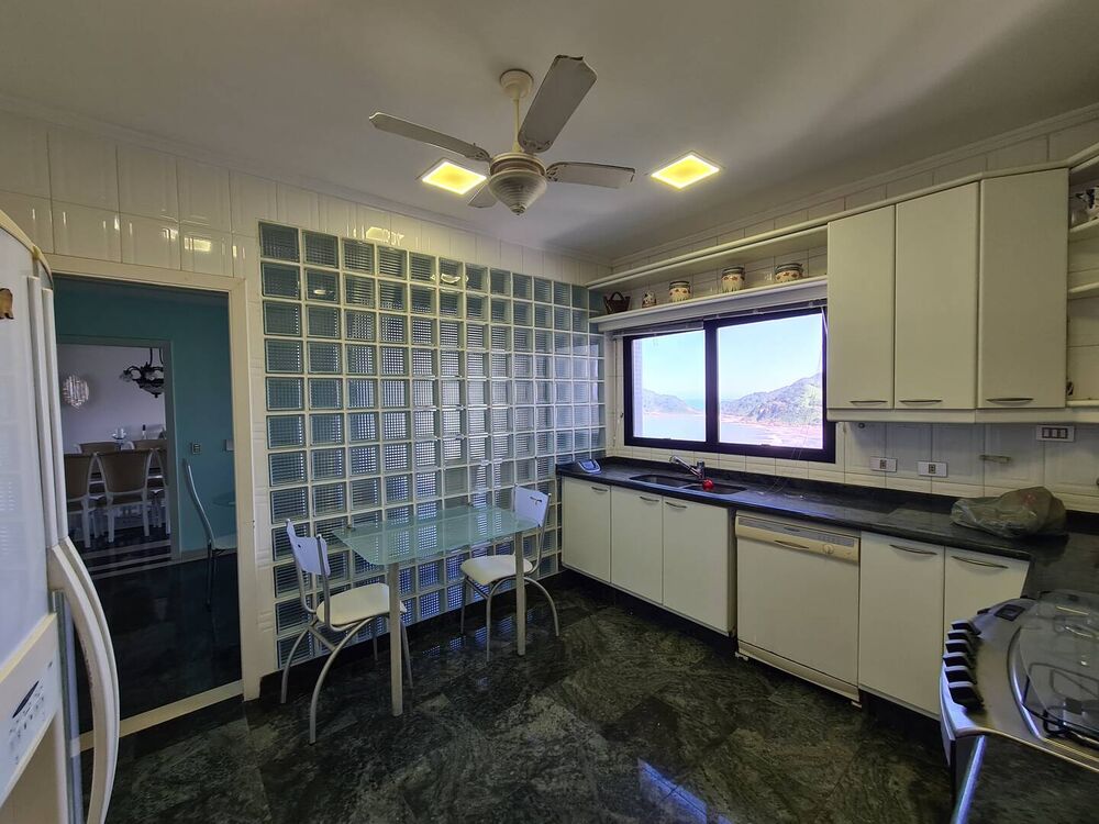 Apartamento, 3 quartos, 350 m² - Foto 1