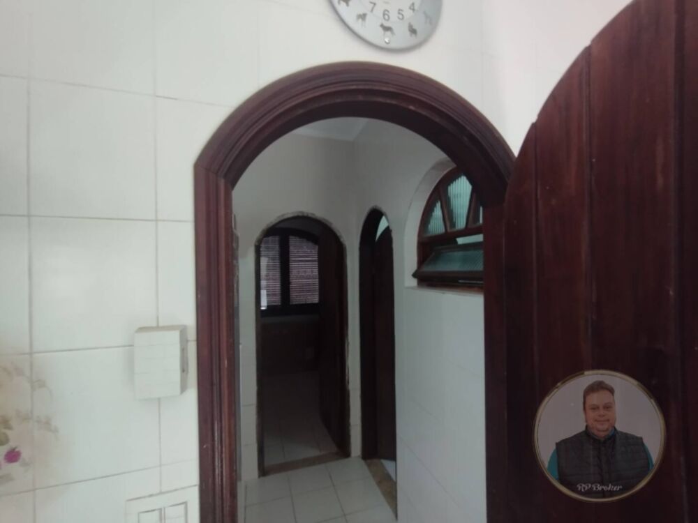 Casa, 3 quartos, 220 m² - Foto 1