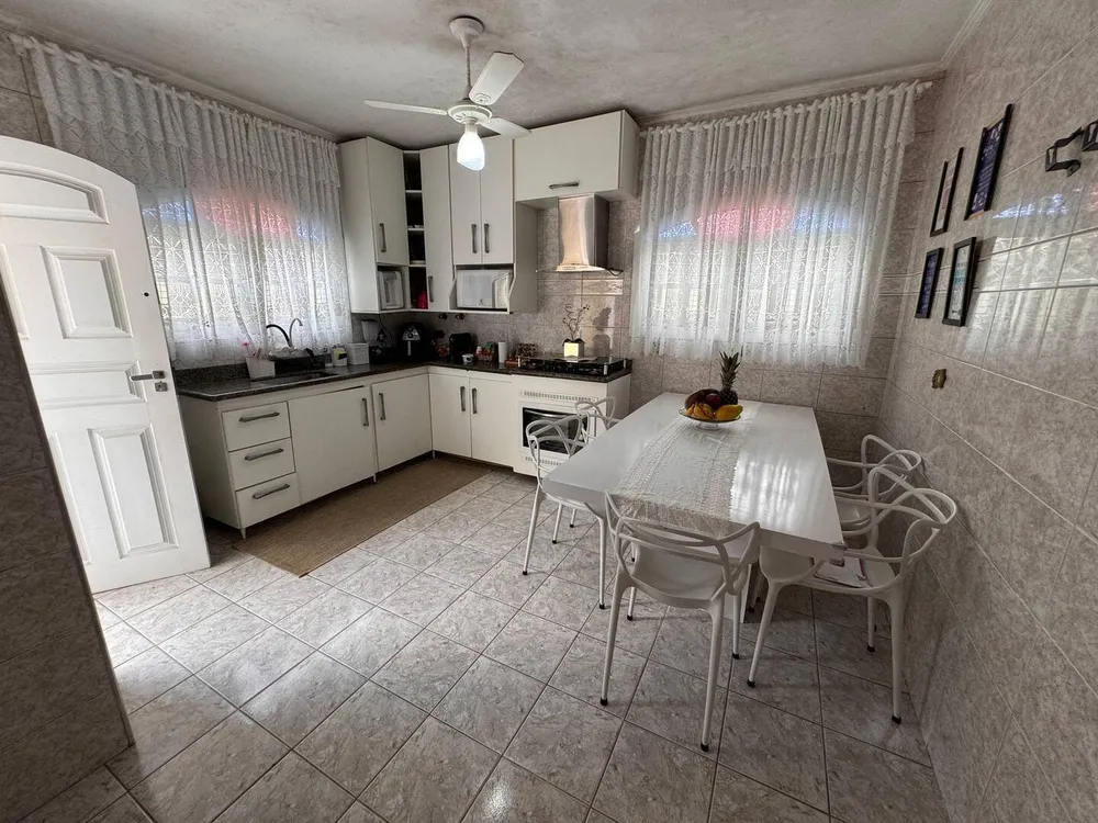 Casa, 2 quartos, 215 m² - Foto 5