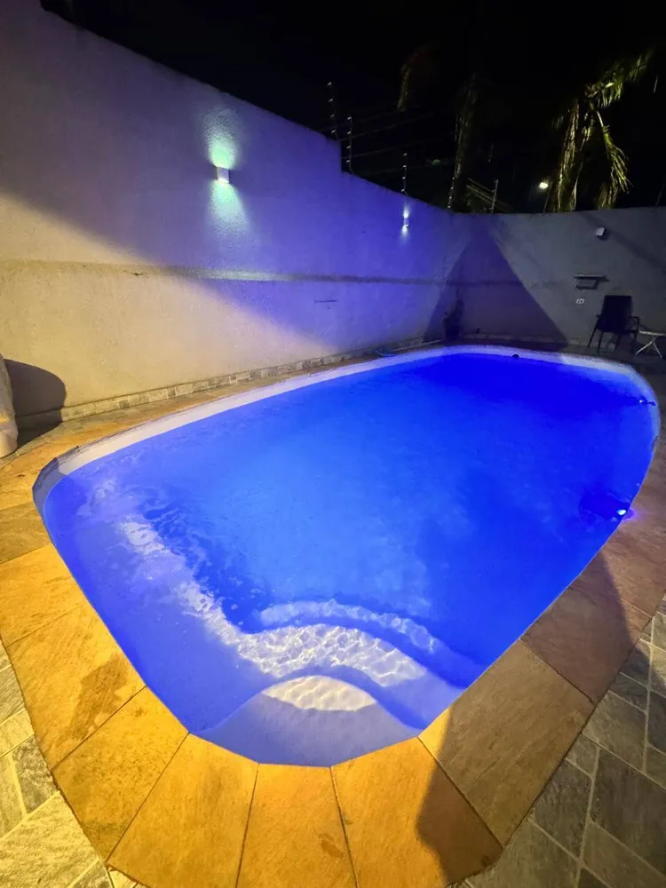 Casa, 4 quartos, 207 m² - Foto 1