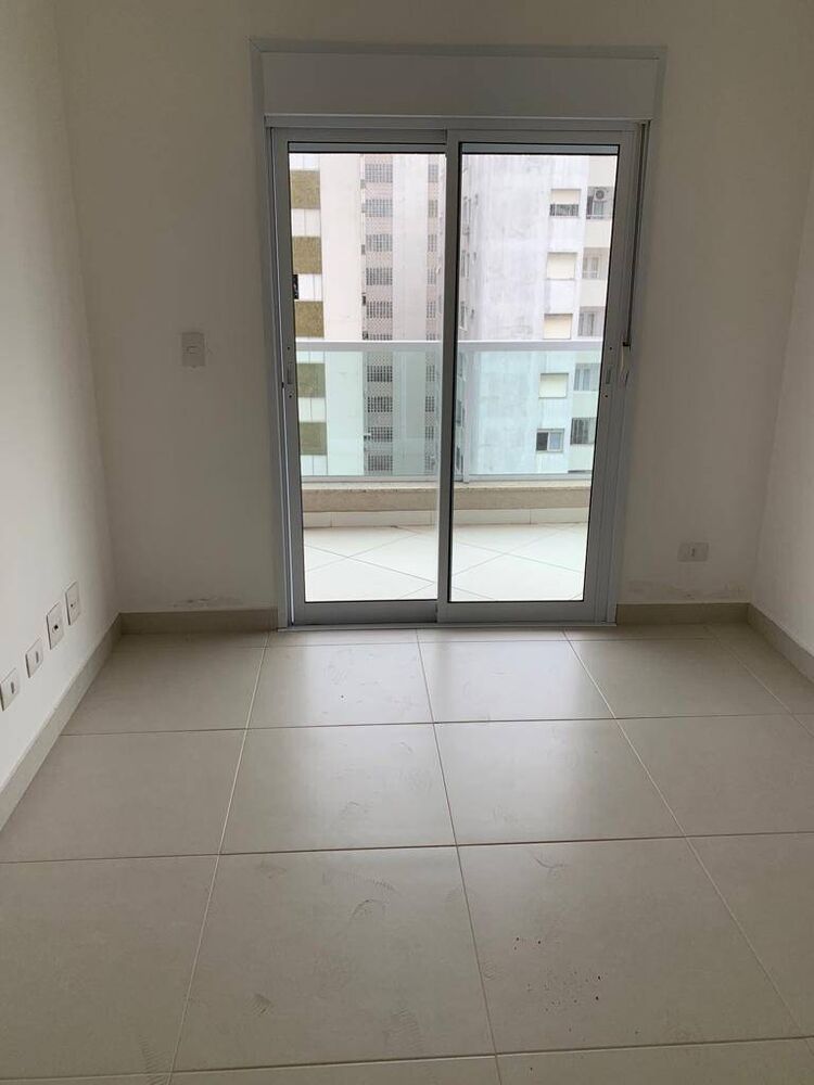 Apartamento à venda com 3 quartos, 144m² - Foto 4