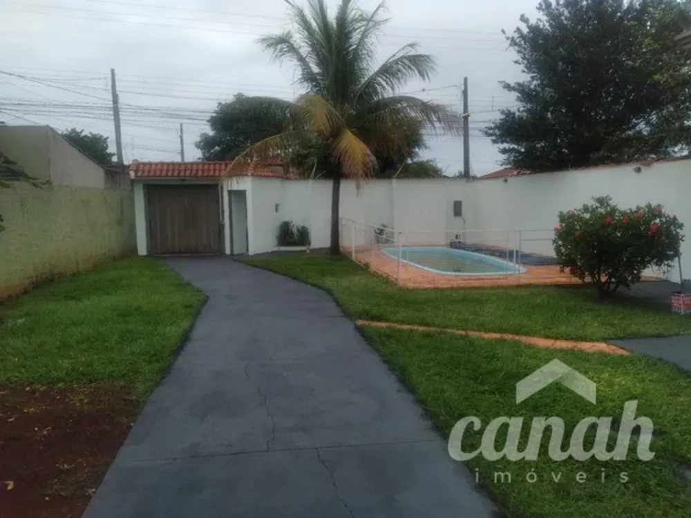 Casa, 2 quartos, 125 m² - Foto 1