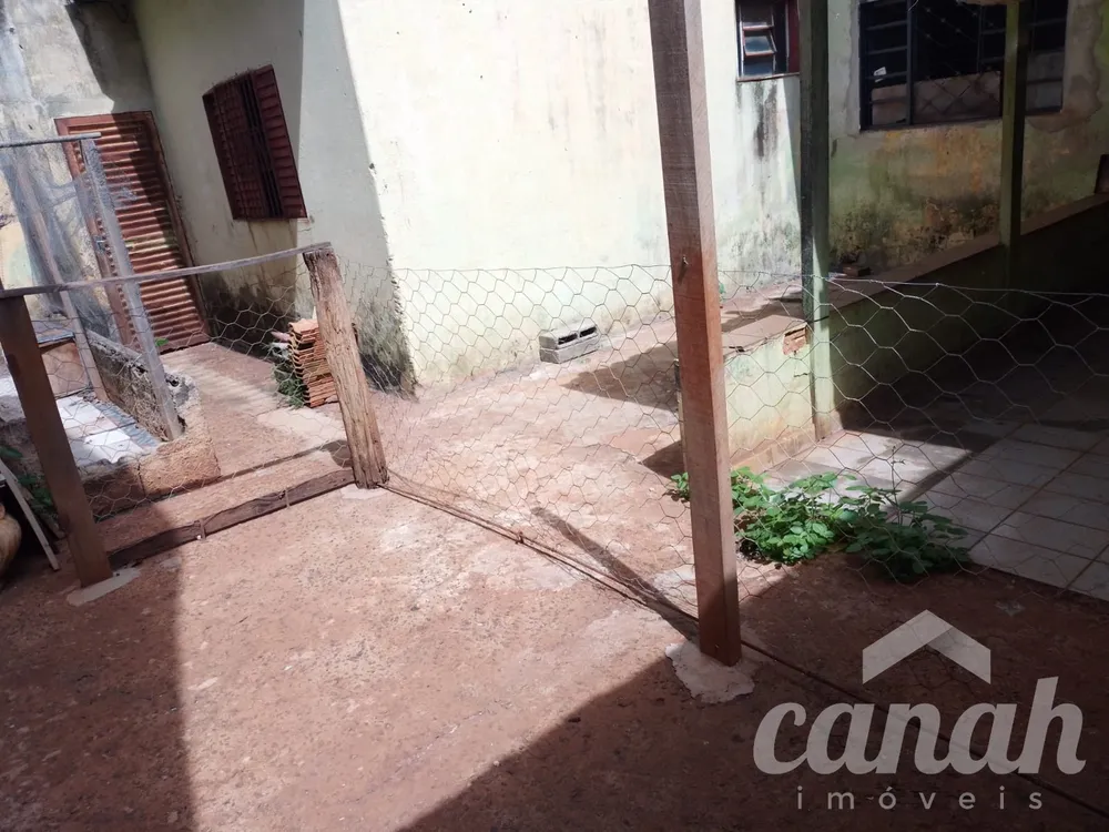 Casa, 3 quartos, 147 m² - Foto 2