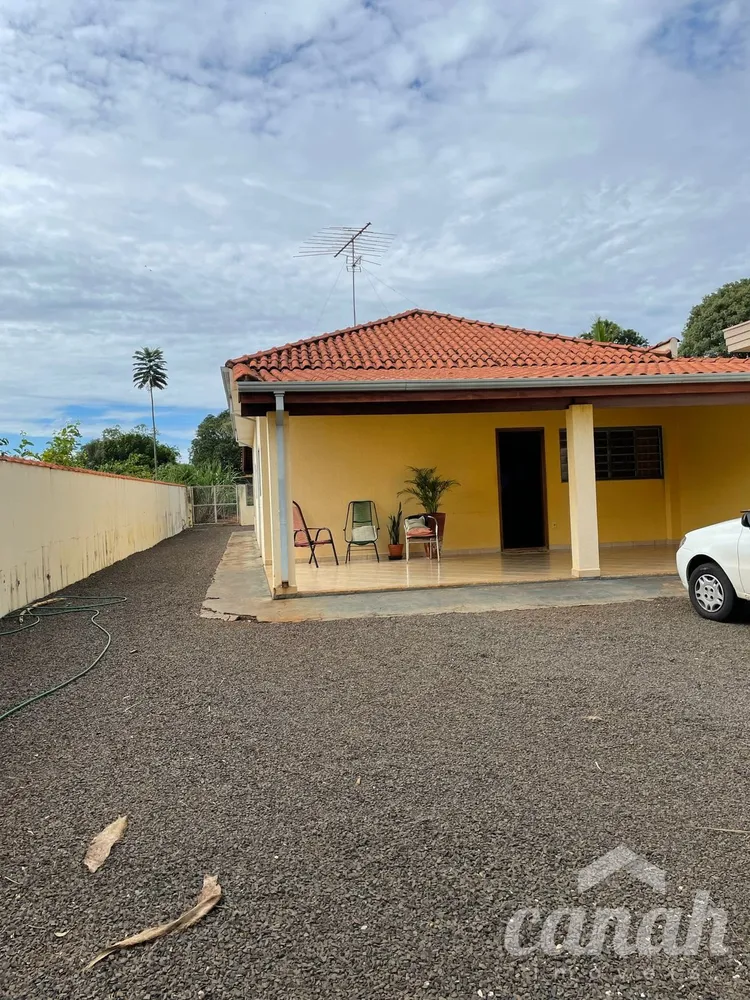 Casa, 2 quartos, 200 m² - Foto 1