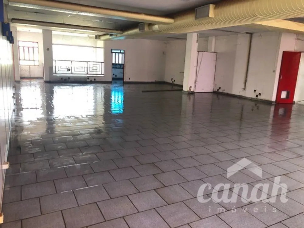 Loja-Salão, 2000 m² - Foto 1