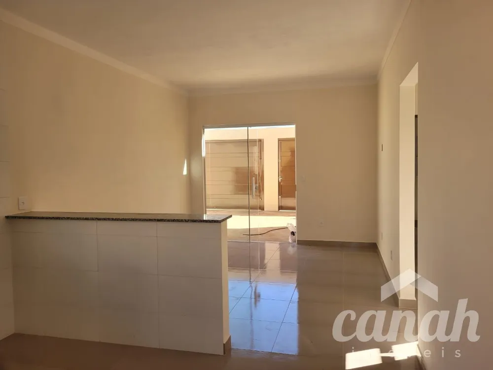 Casa, 2 quartos, 73 m² - Foto 1