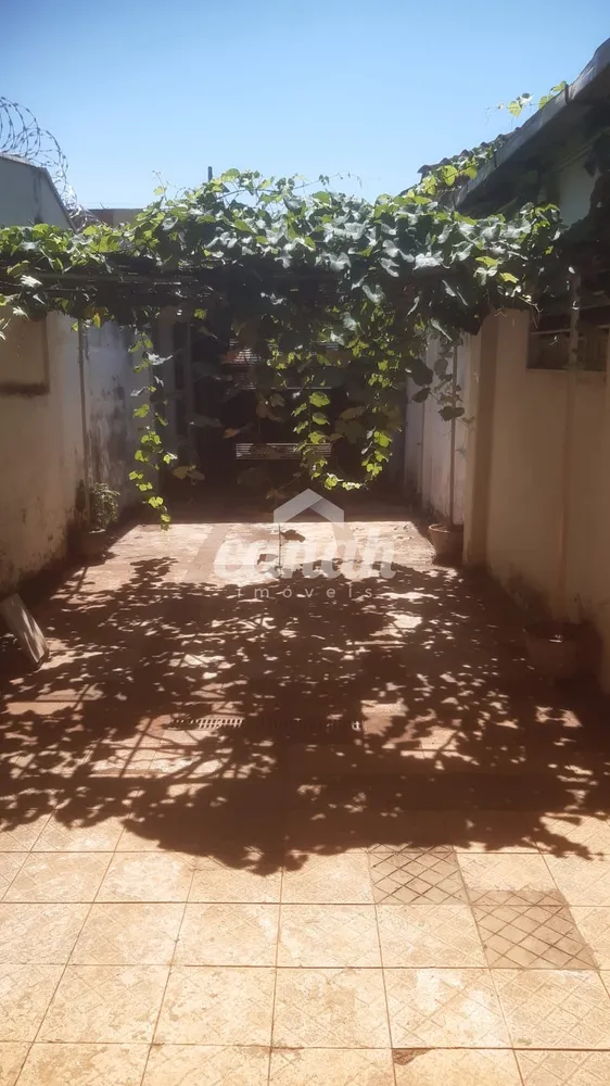 Casa, 3 quartos, 180 m² - Foto 1