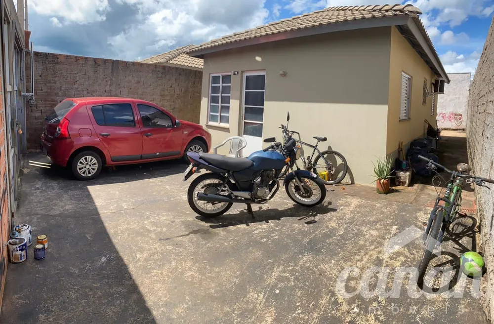 Casa, 2 quartos, 160 m² - Foto 1