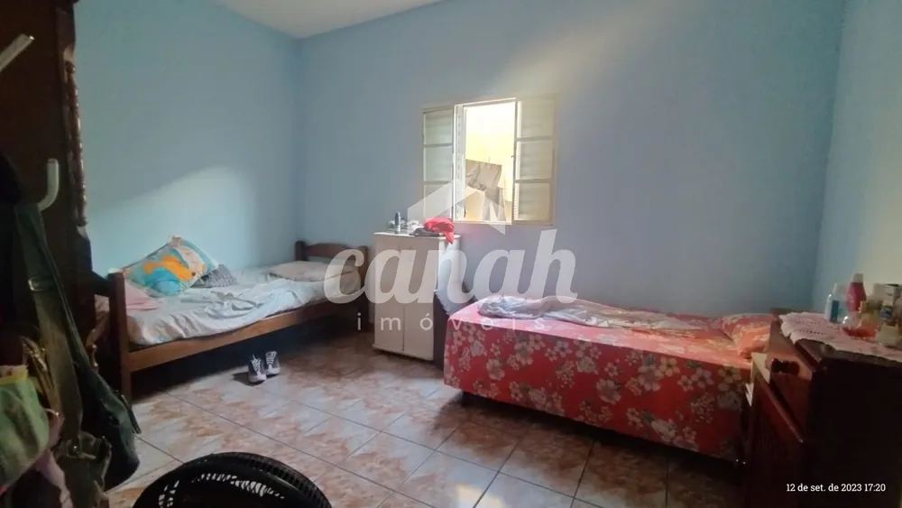 Casa, 3 quartos, 228 m² - Foto 4