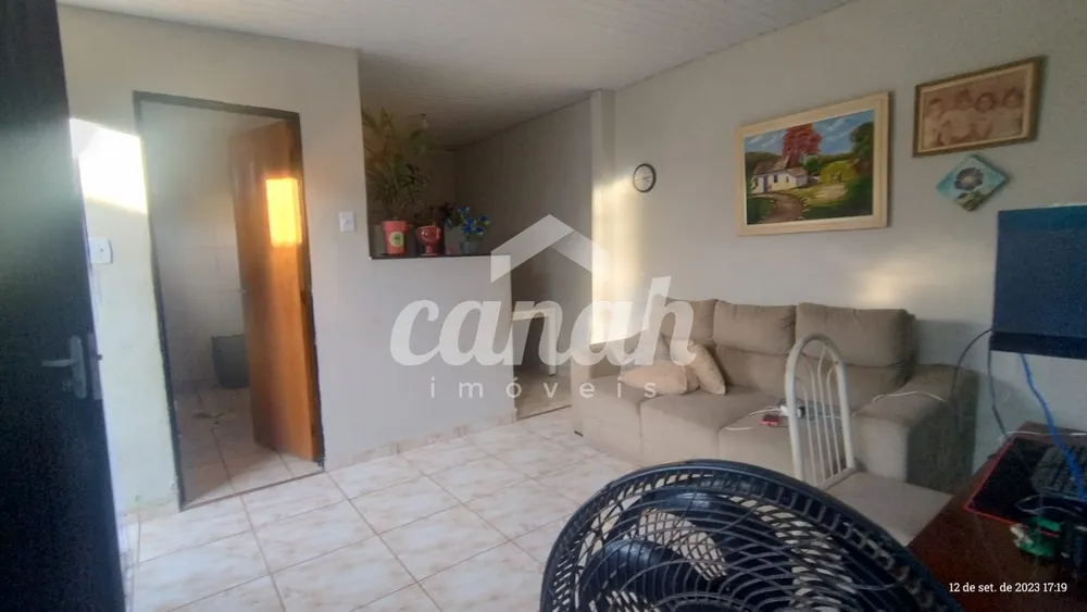 Casa, 3 quartos, 228 m² - Foto 1