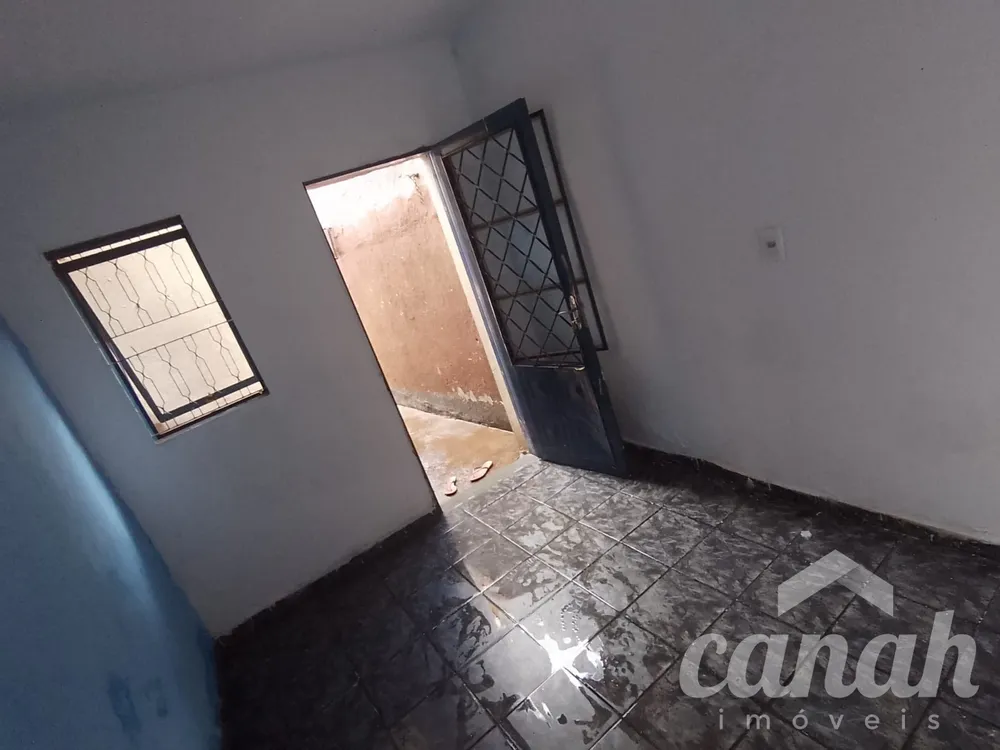 Casa, 3 quartos, 220 m² - Foto 3