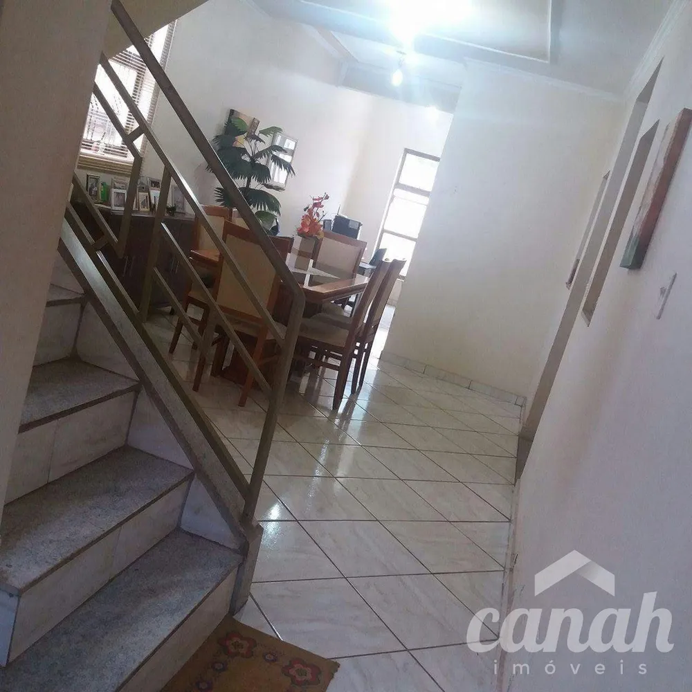 Casa, 3 quartos, 250 m² - Foto 4