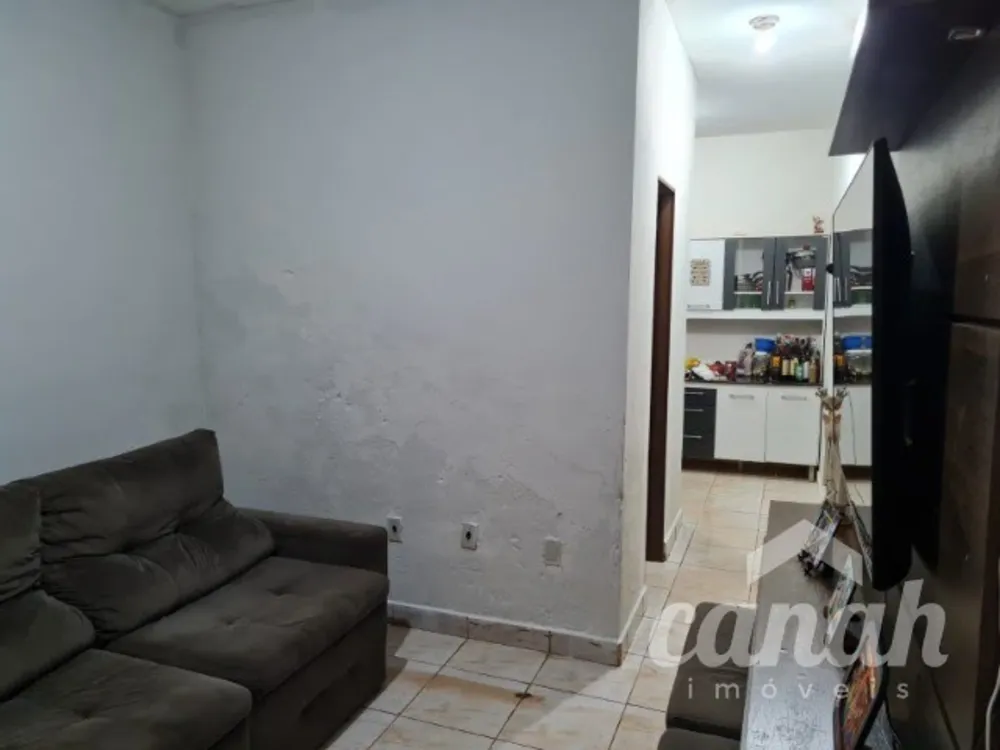 Casa, 2 quartos, 50 m² - Foto 3