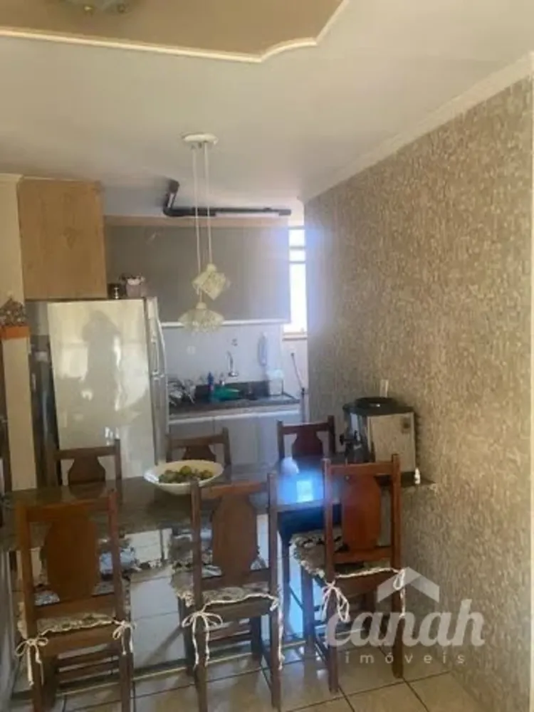 Apartamento, 3 quartos, 74 m² - Foto 2