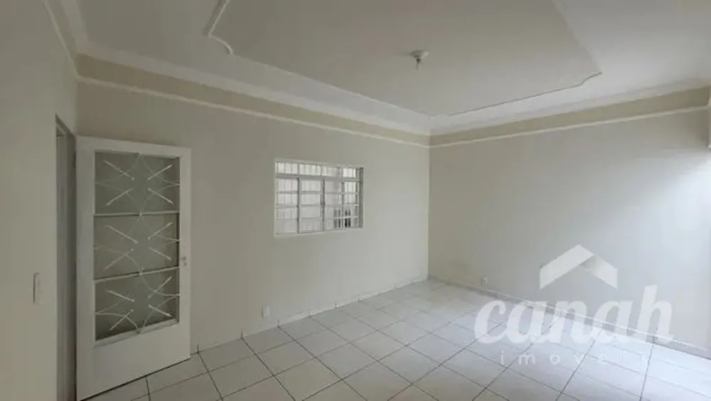 Casa, 3 quartos, 136 m² - Foto 1