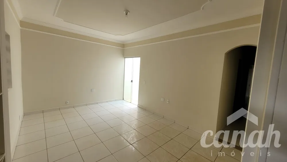 Casa, 3 quartos, 136 m² - Foto 3