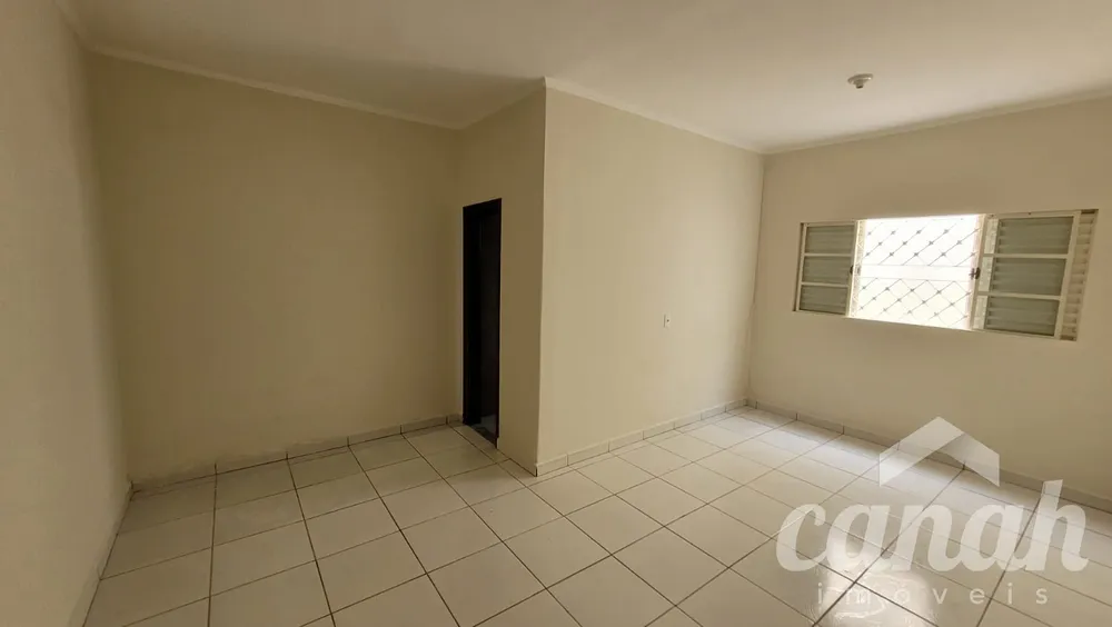 Casa, 3 quartos, 136 m² - Foto 4