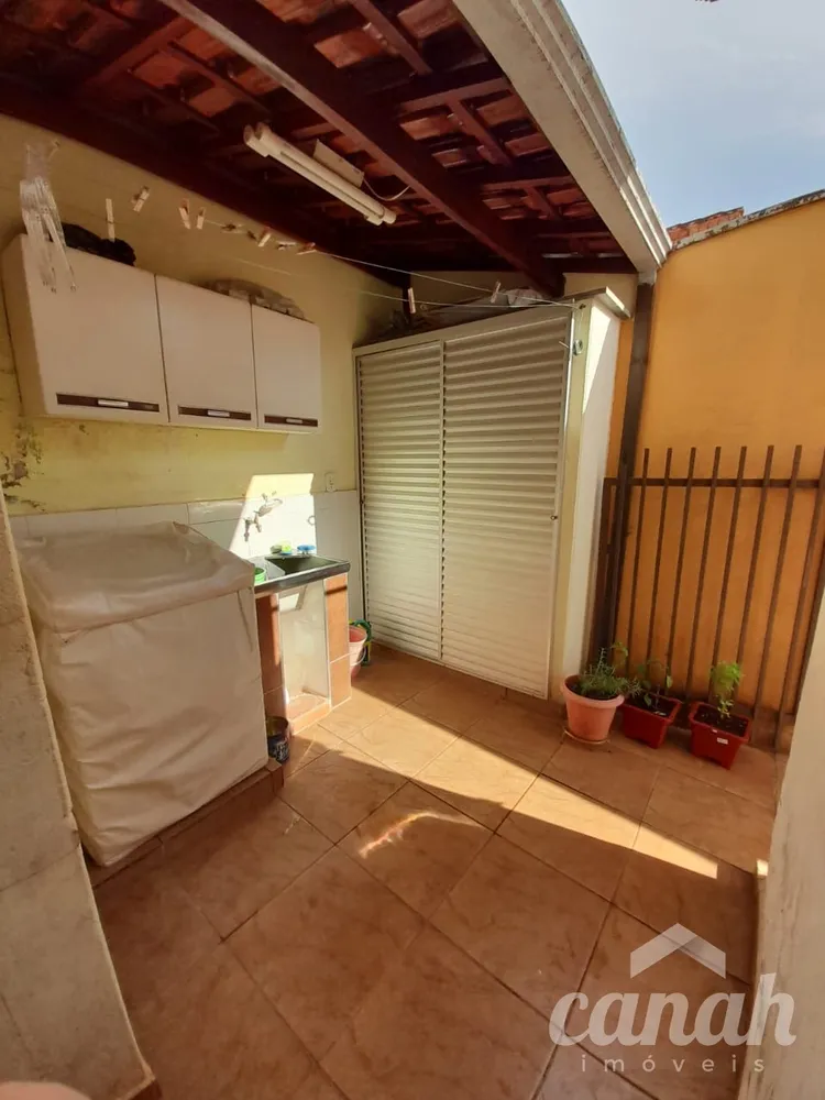 Casa, 3 quartos, 154 m² - Foto 2